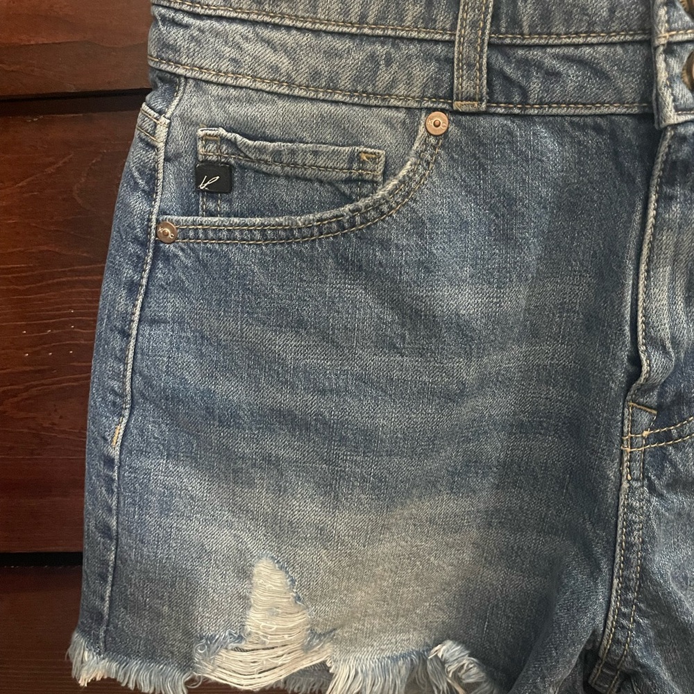 Kancan Double Button Distressed Shorts Size 7/27 … - image 6